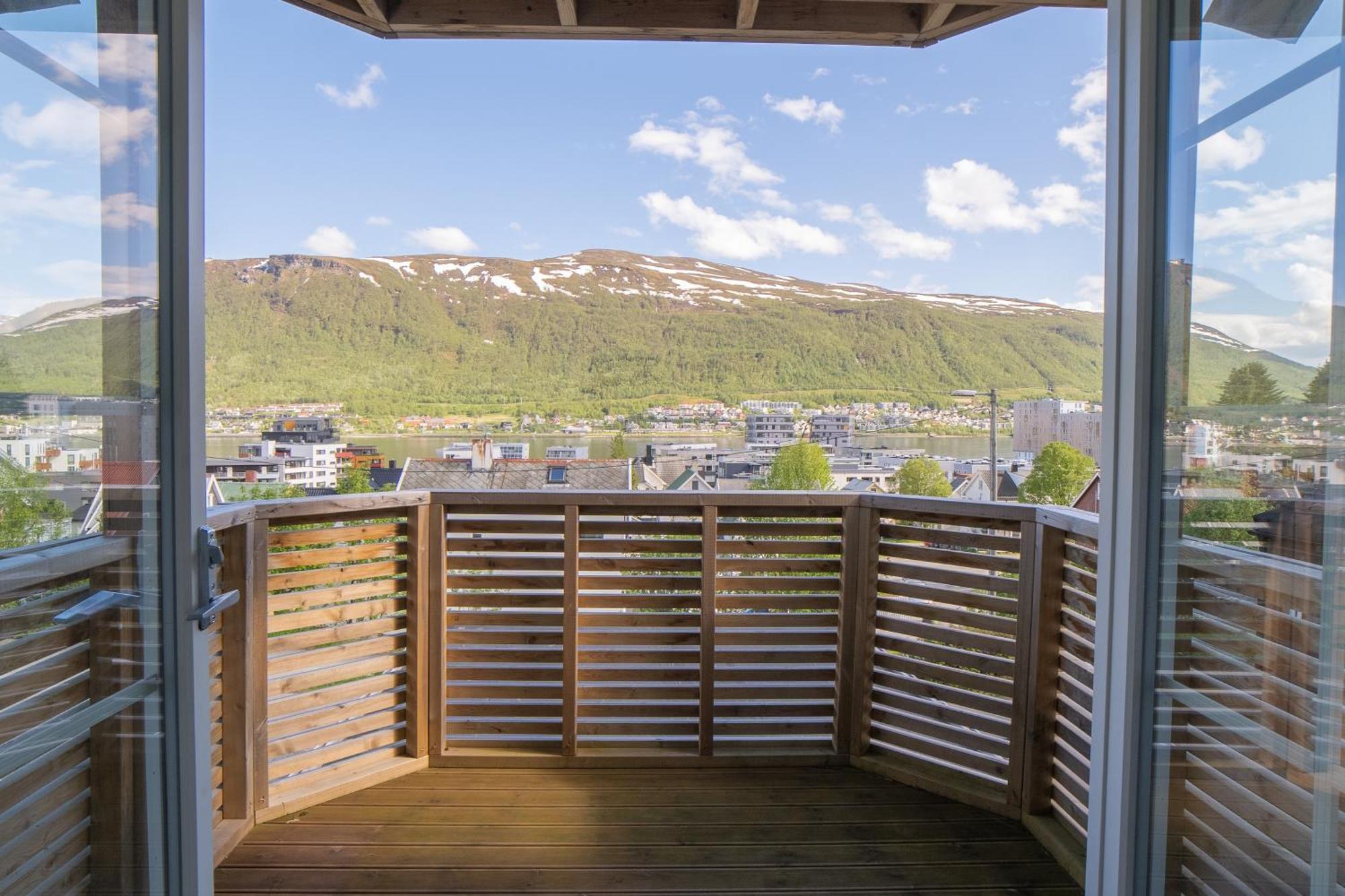 Modern House With Great View! Apartman Tromsø Kültér fotó