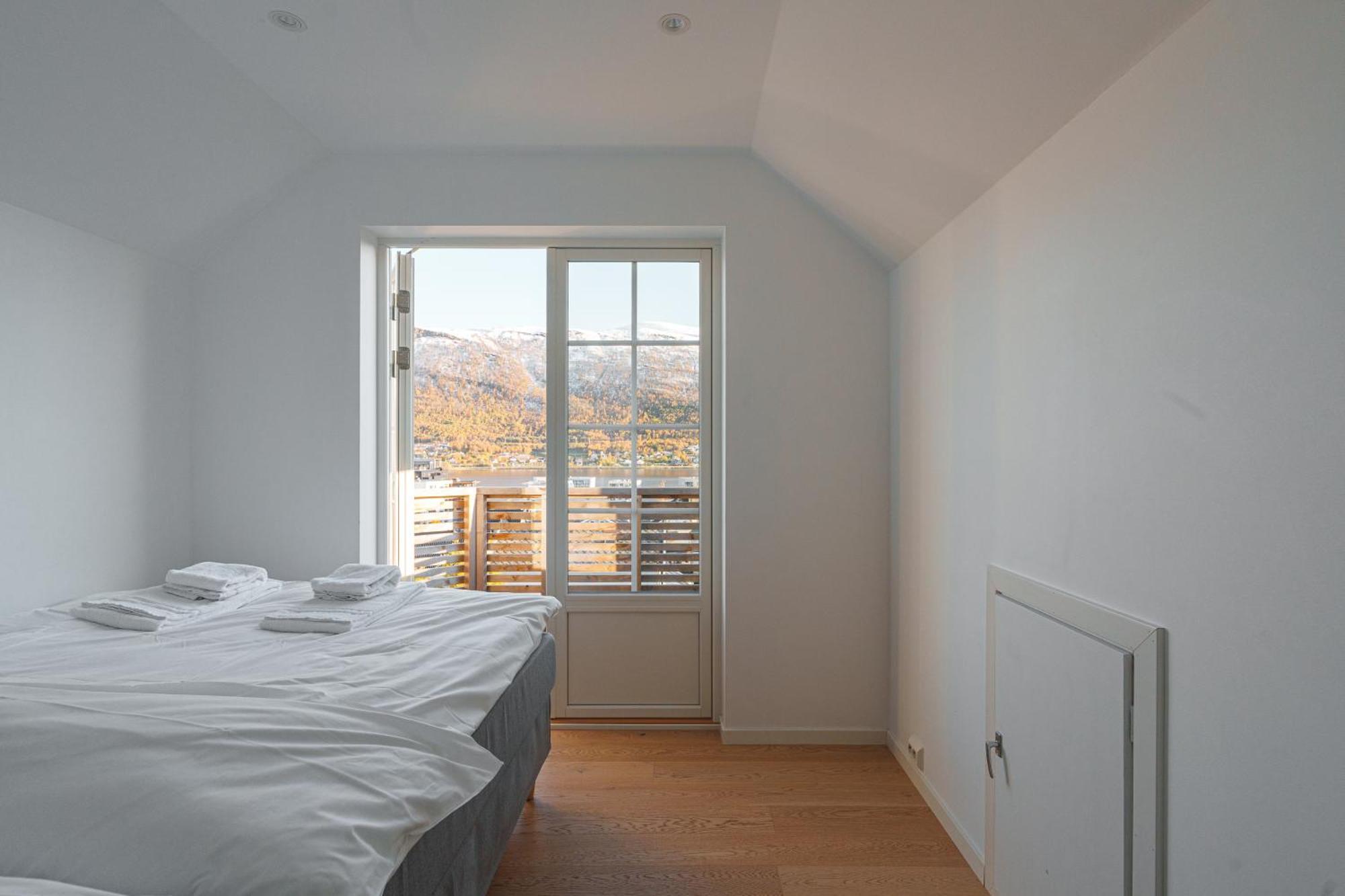 Modern House With Great View! Apartman Tromsø Kültér fotó